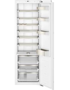 GAGGENAU RC289370 Vario integroitu jääkaappi (1)