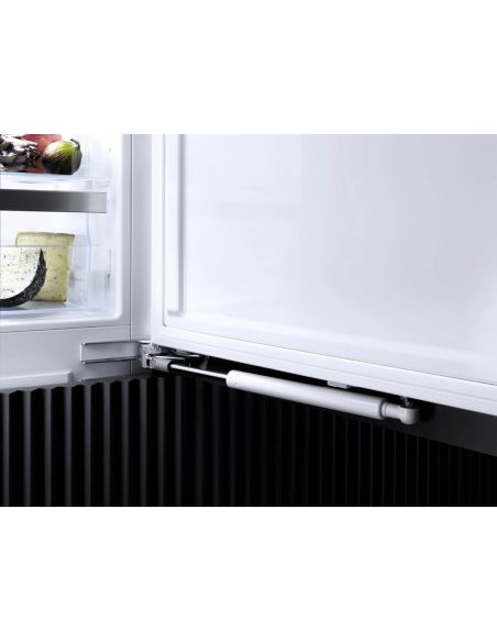 MIELE FNS 7794 D R integreeritav Jäämasinaga Sügavkülmik (6)