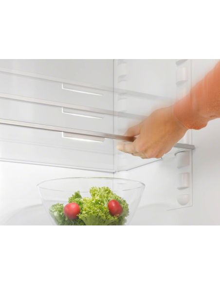 MIELE KFN 37682 iD Интегрируемый холодильно-морозильный шкаф