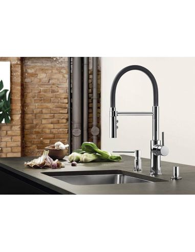 BLANCO CATRIS-S Flexo Kitchen tap with large spray head